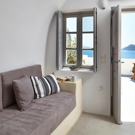 Liakada Oia Suites Ngoại thất bức ảnh