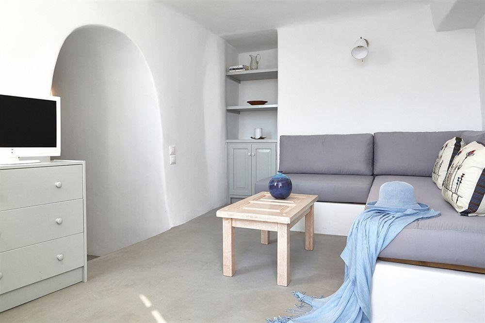 Liakada Oia Suites Ngoại thất bức ảnh
