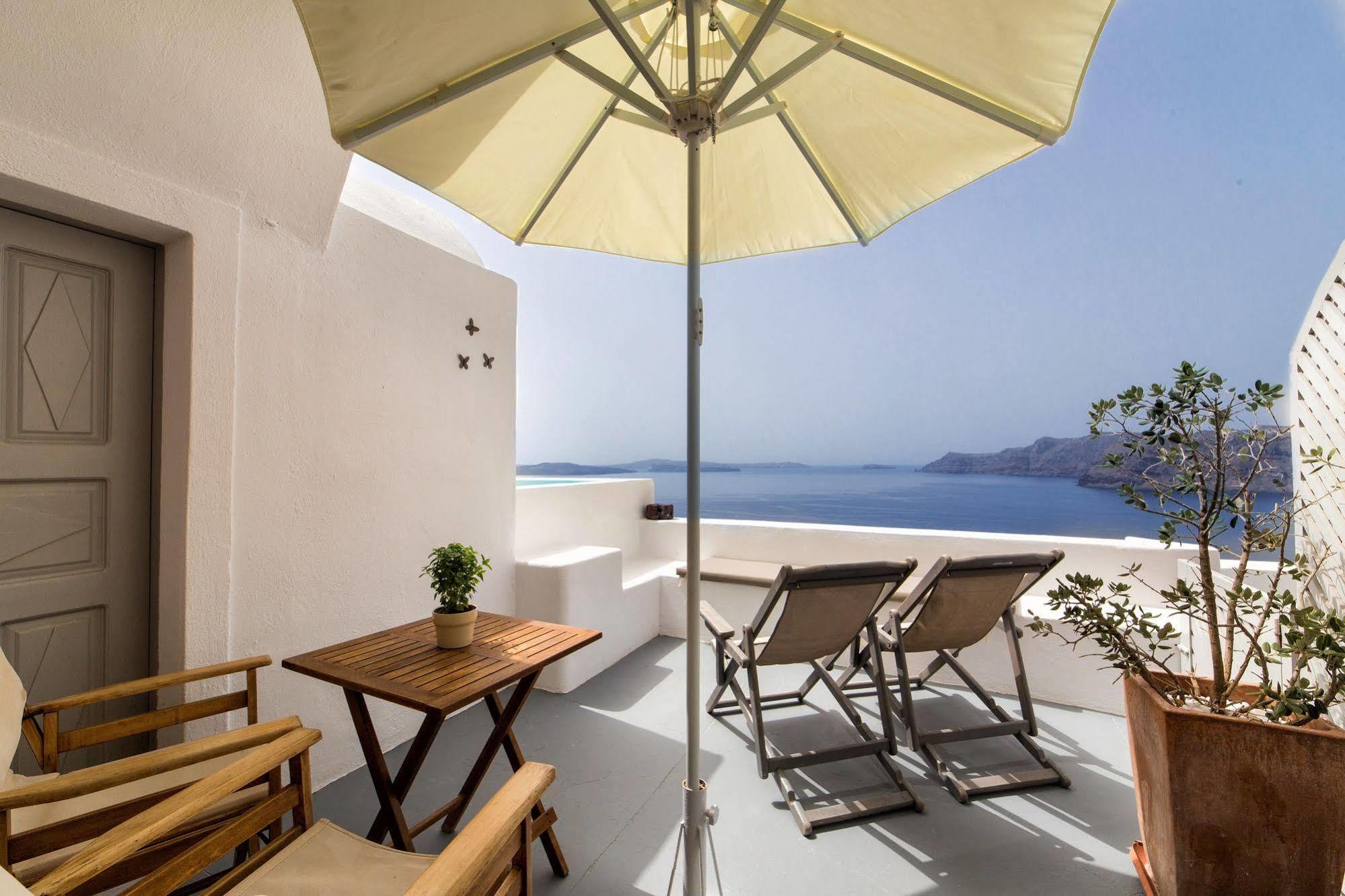 Liakada Oia Suites Ngoại thất bức ảnh