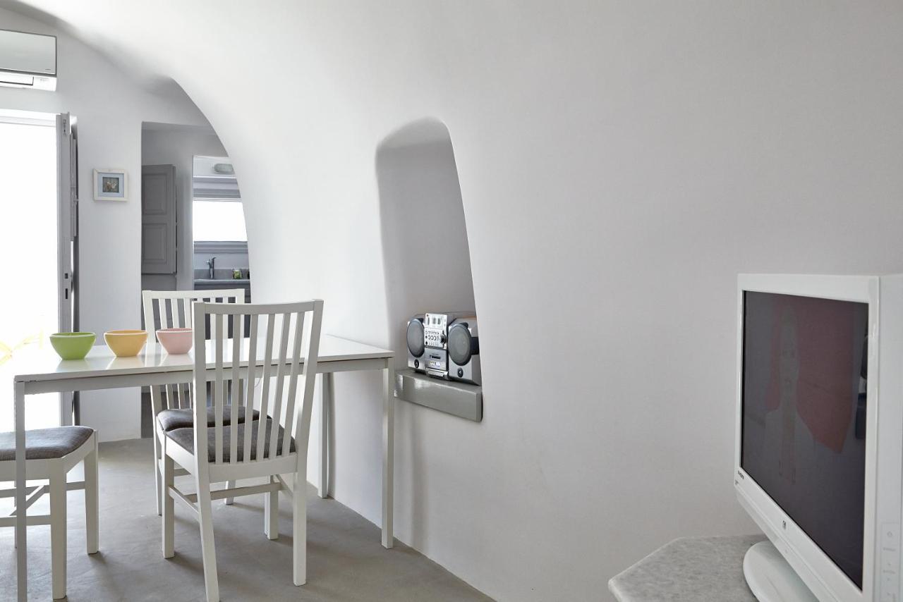 Liakada Oia Suites Ngoại thất bức ảnh